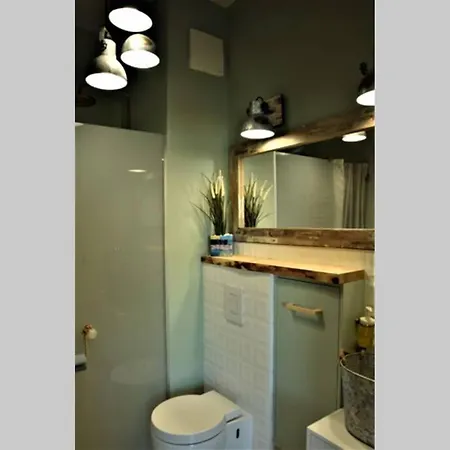 807 Apartment *